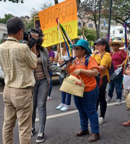 Betty Rivera en una protesta